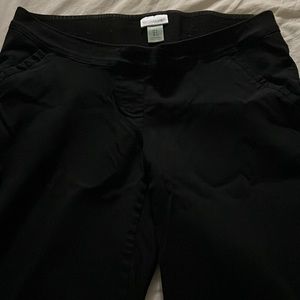 Maternity pants size Small